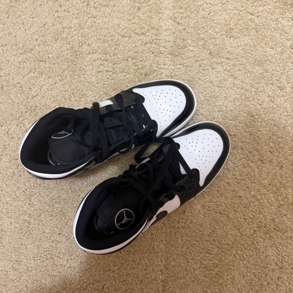 Nike air Jordan mid black/white - Picture 2 of 2